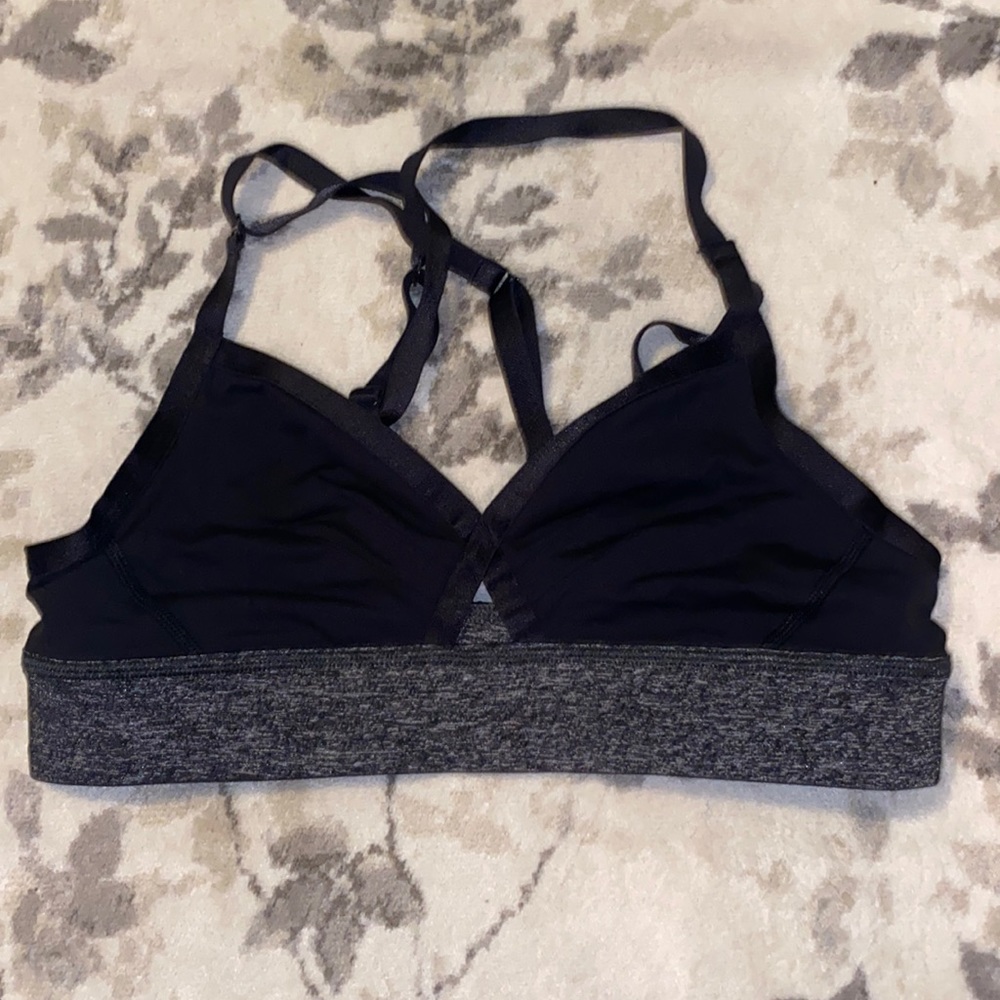 lululemon black sports bra